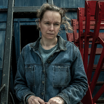 Tales of the Walking Dead: Samantha Morton als Dee